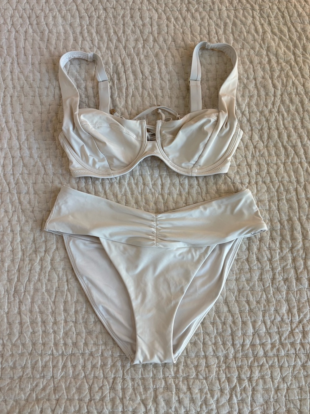 Victoria's Secret Cream Underwire Bikini Set 34DD/M